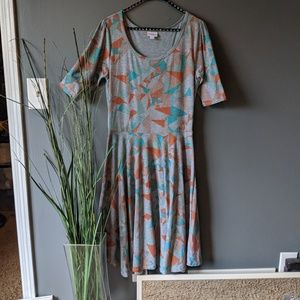 LuLaRoe Nicole Dress Gray with Geometric Triangles